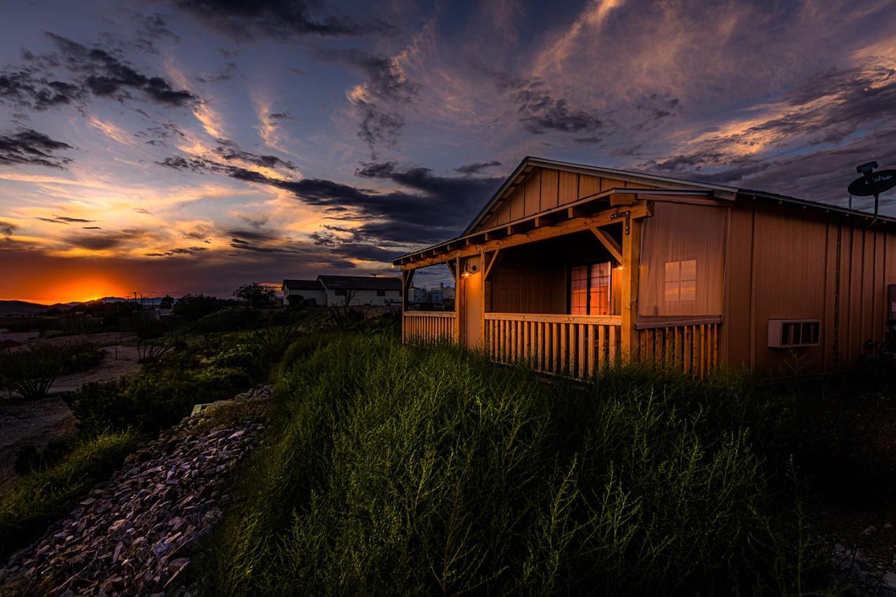 -Pet Friendly- Miners Cabin #5 -Two Double Beds - Private Balcony Tombstone Luaran gambar