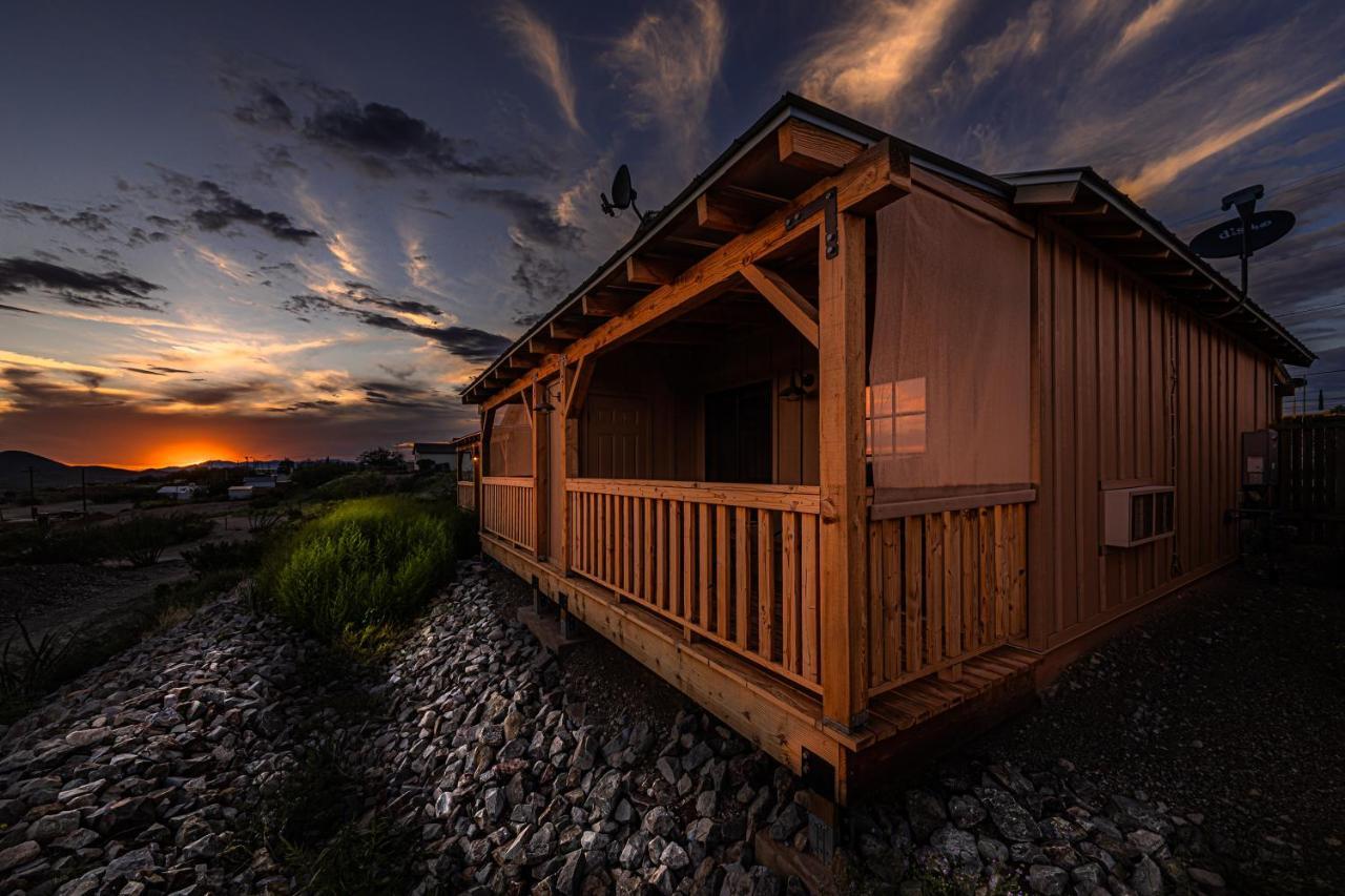 -Pet Friendly- Miners Cabin #5 -Two Double Beds - Private Balcony Tombstone Luaran gambar