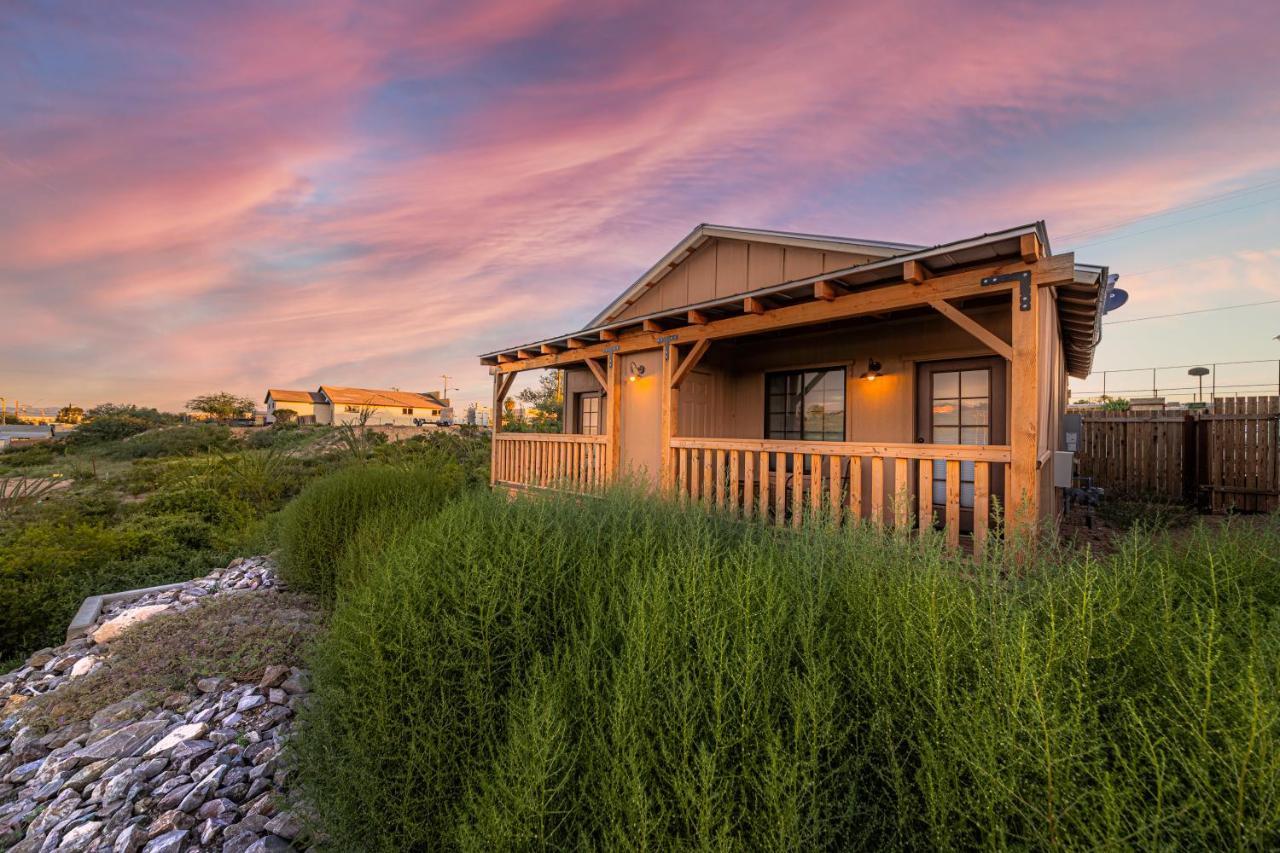 -Pet Friendly- Miners Cabin #5 -Two Double Beds - Private Balcony Tombstone Luaran gambar