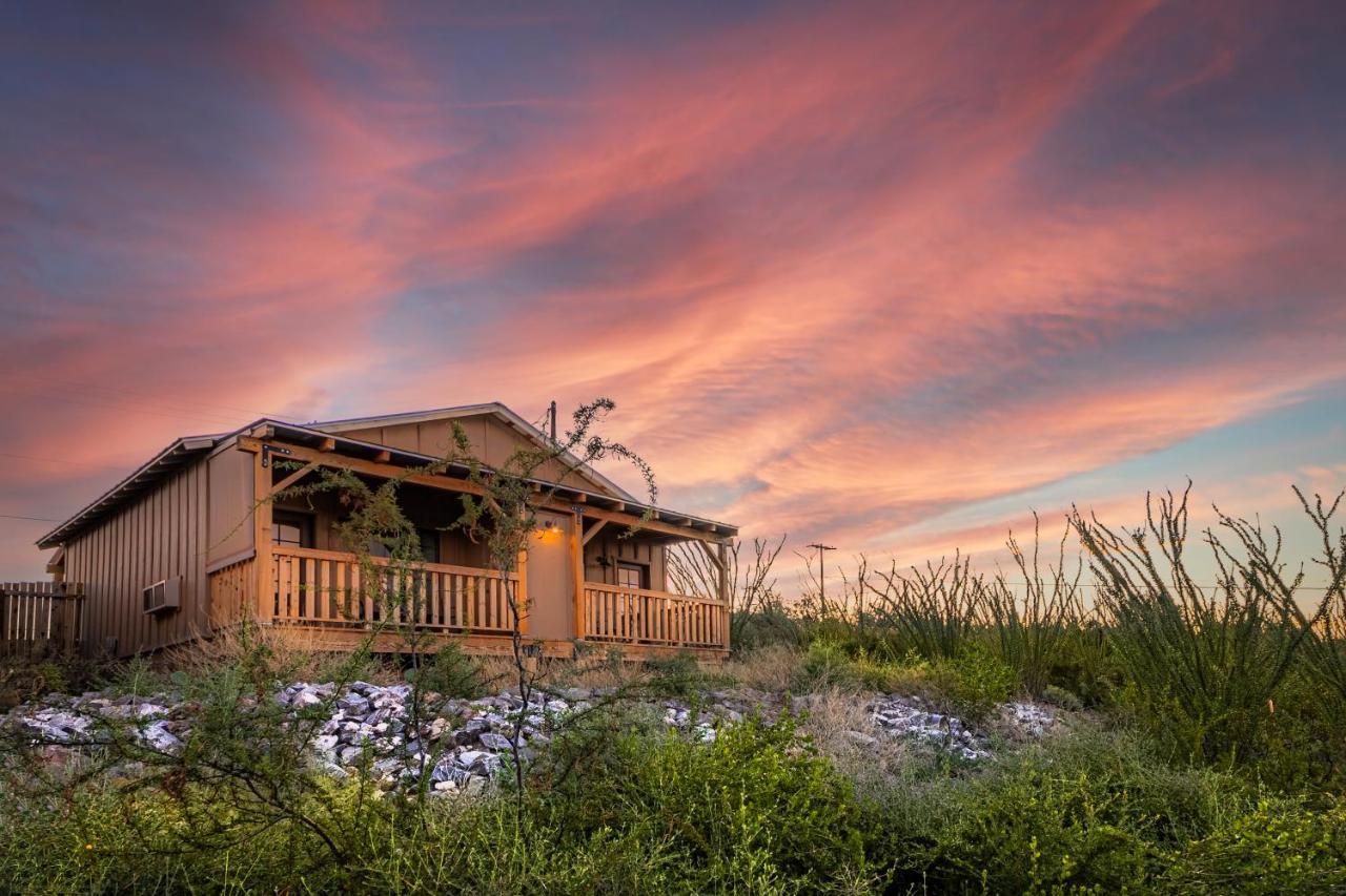 -Pet Friendly- Miners Cabin #5 -Two Double Beds - Private Balcony Tombstone Luaran gambar